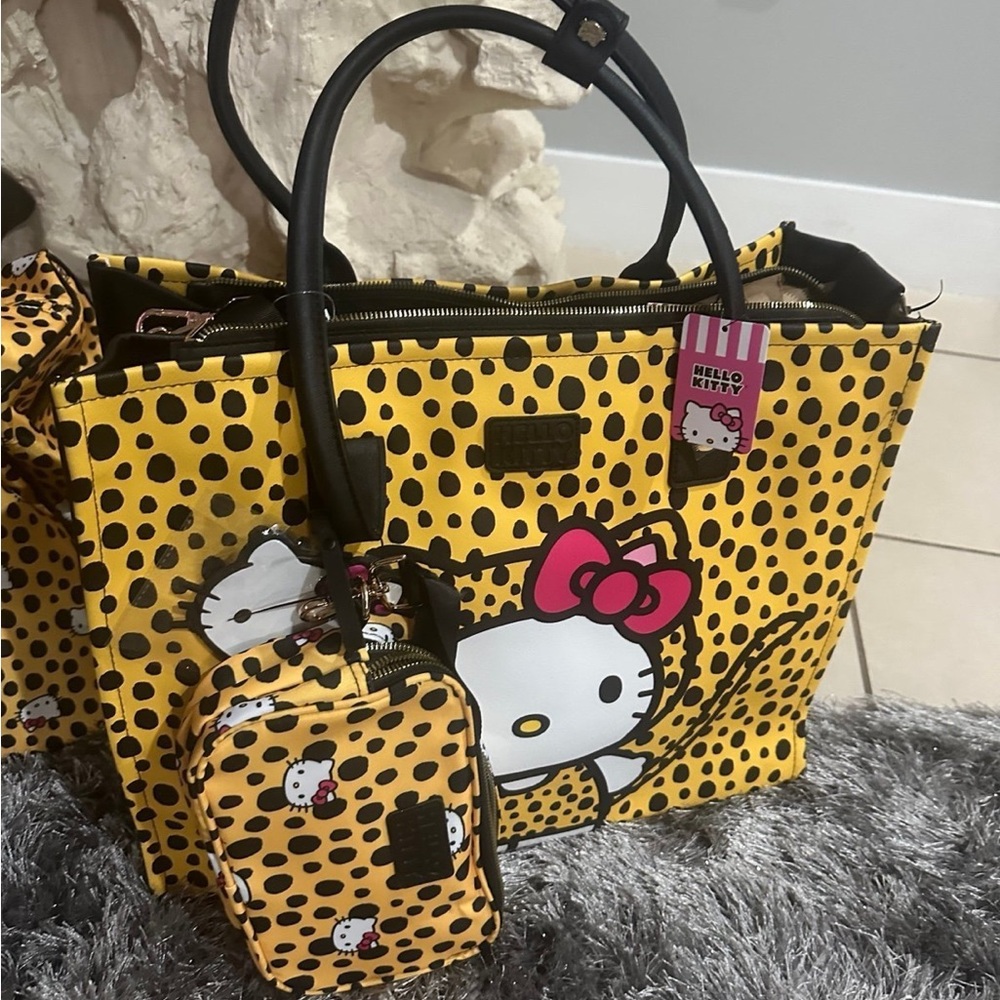 Hello Kitty Cheetah tote  Bag set